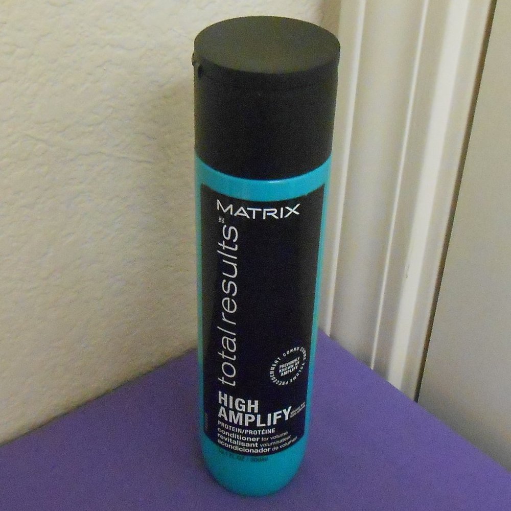 Matrix Total Results High Amplify Volume Conditioner 10.1 oz/300 ml New